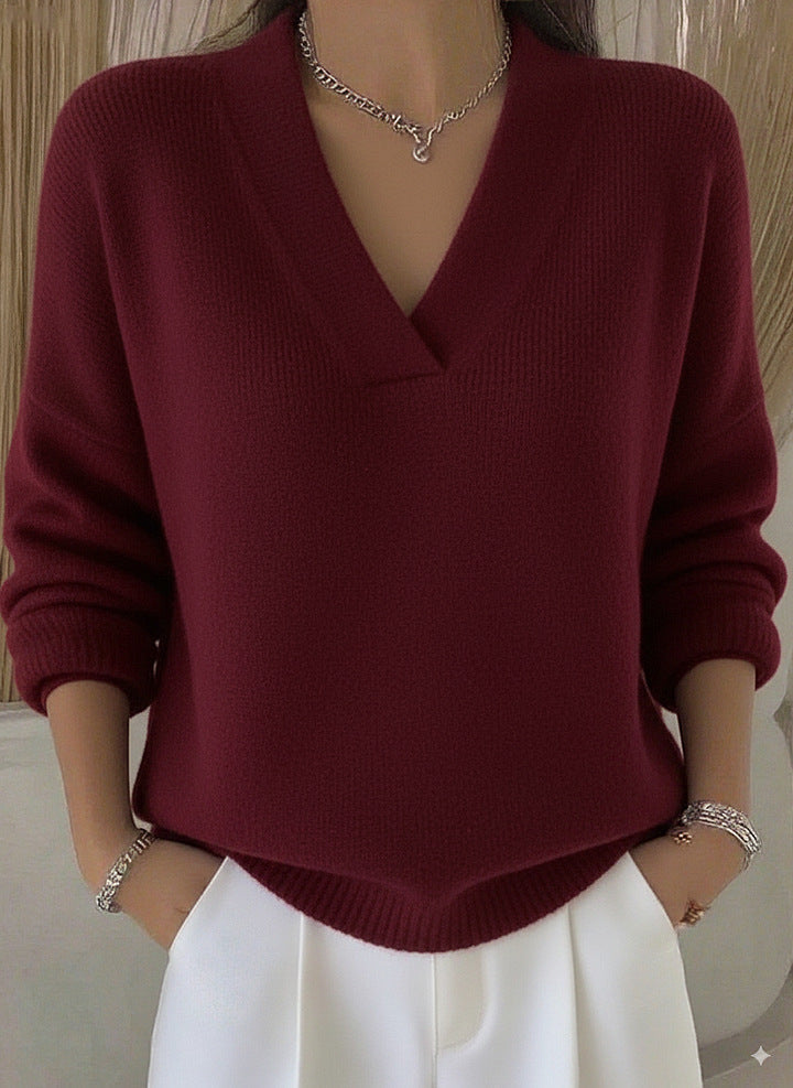 Clara | Miękki różowy sweter V-neck w luźnym kroju